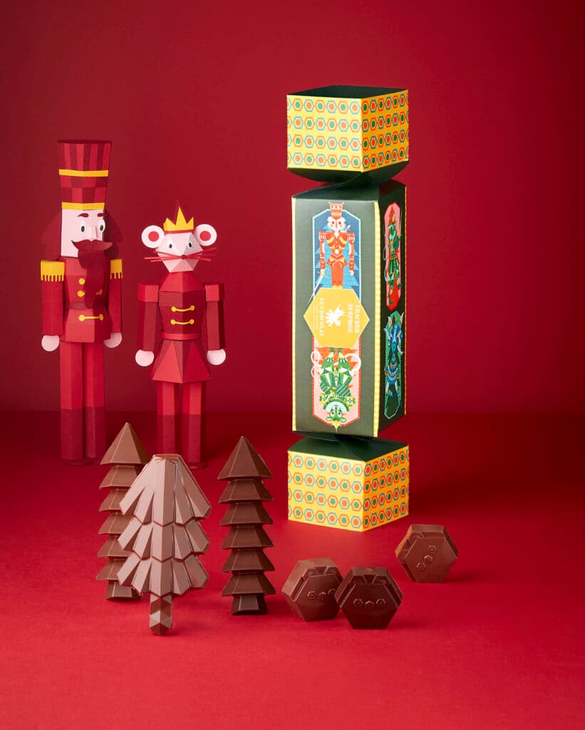 Cracker casse-noisette Le Chocolat Alain Ducasse, © ateliermai98